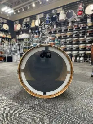 DW Collectors Bass Drum - Birch 2